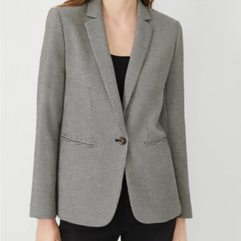The Hutton Blazer in Houndstooth